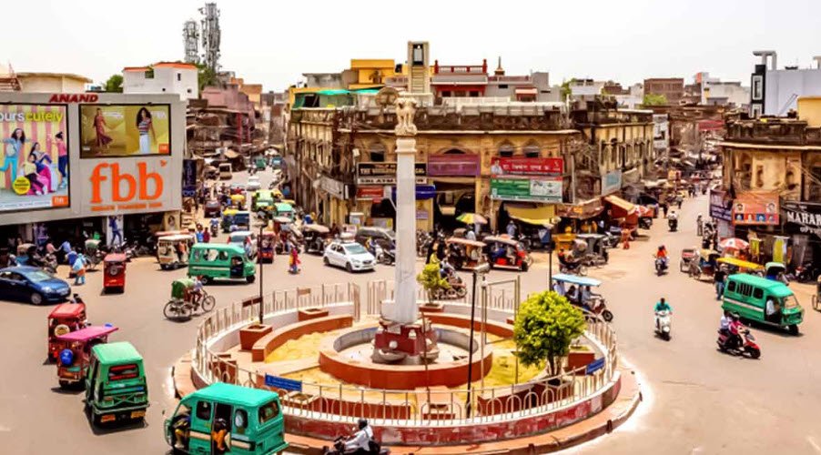 Hazratganj Market, Lucknow, Uttar Pradesh - Vushii.com Hazratganj Market, Lucknow, Uttar Pradesh - Vushii.com
